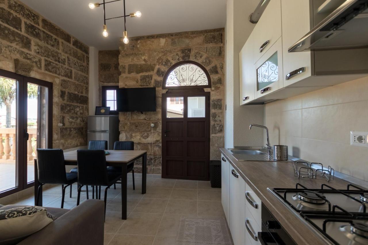 Drooms. Felline Екстериор снимка
